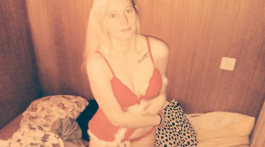 SexySwissBlondie camsex livesex sexcam